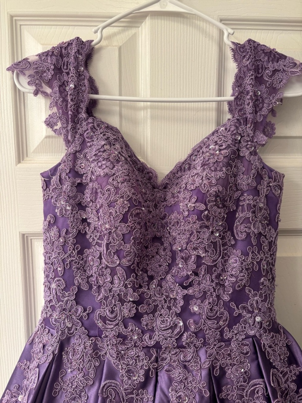 JJs House Lavender Lace Appliqué V-Neck Tulle Ball Gown - Picture 2 of 7